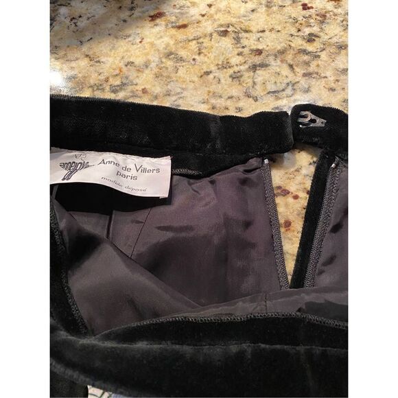 S 12/14, Anne de Villers Paris, black velour 2 pc suit. Like new condition! - Picture 5 of 7